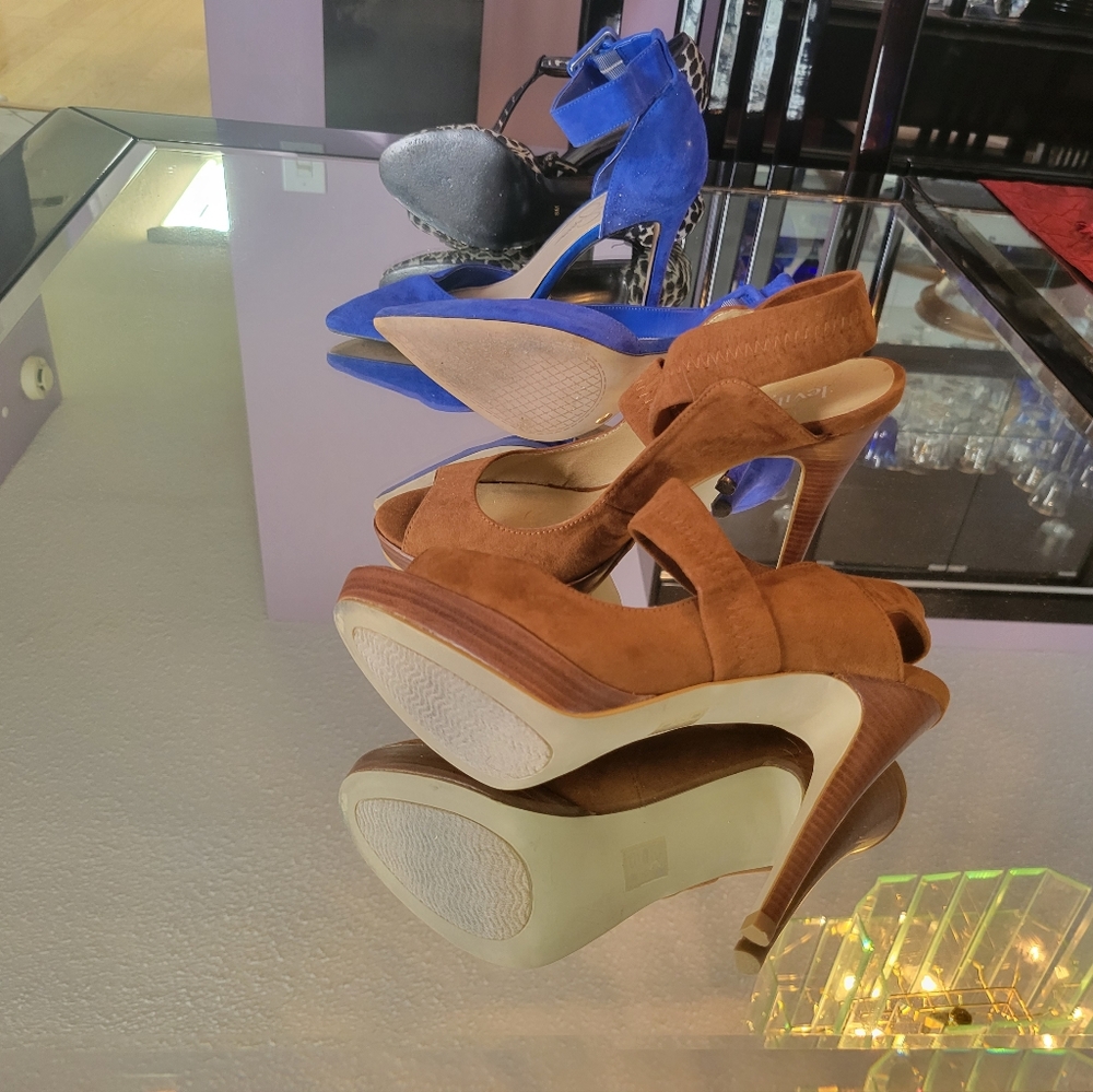Shoes - Picture 2 of 3